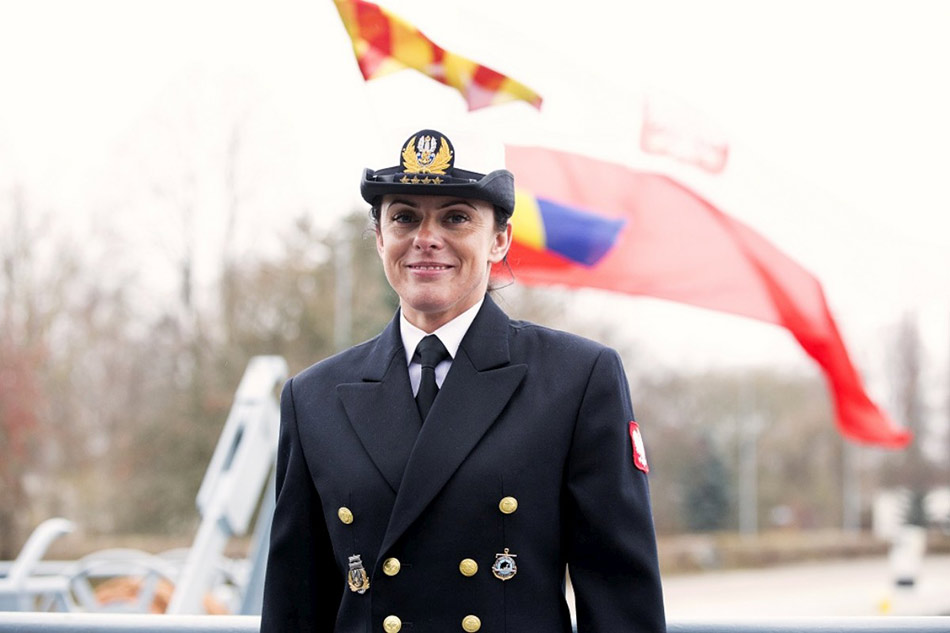 Kapitan marynarki Katarzyna Mazurek dowódcą ORP Lublin foto1
